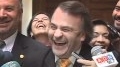 Ataque de Risa del Diputado... View Video